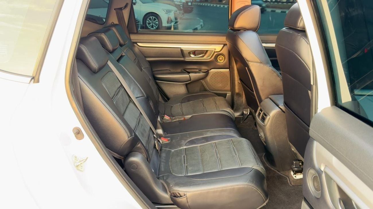 Honda CRV 2020 | RHD | 1.5L PETROL ENGINE | PANORAMIC SUNROOF | 7 SEATERS | AUTOMATIC TRANSMISSION | PARKING S