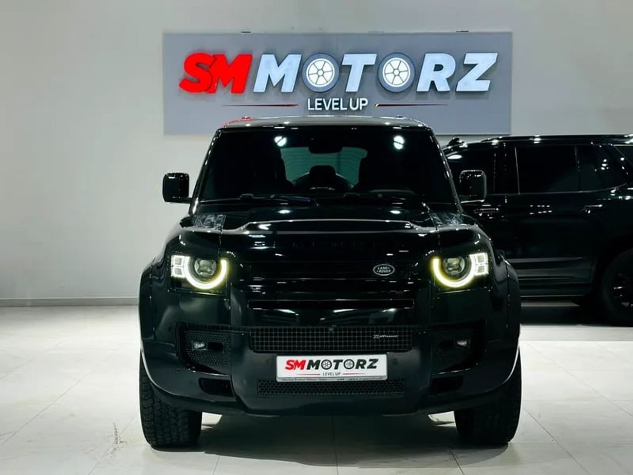 Land Rover Defender X DYNAMIC GCC SPECS UNDER AGENCY WARRANTY TILL ORIGINAL PAINT