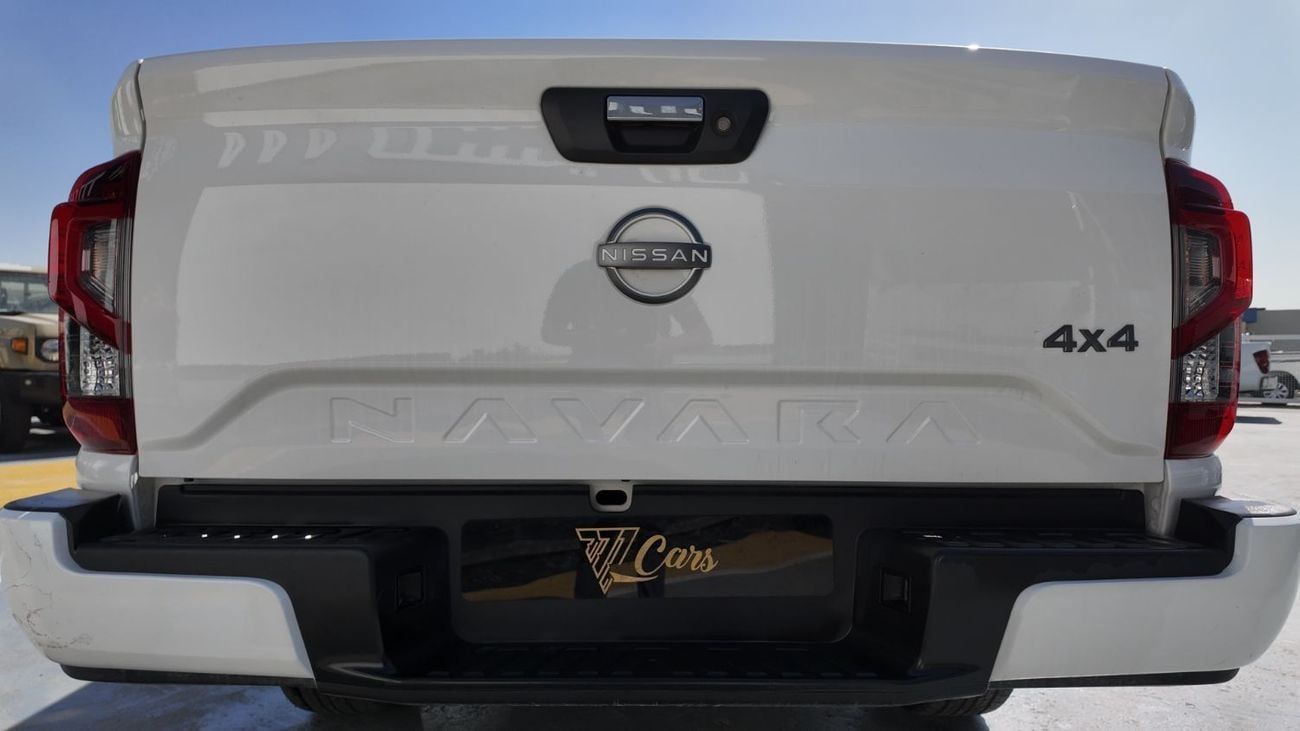 Nissan Navara CSF 2.5L (158 HP) 2025 Nissan Navara DLX CSF | 2.5L Turbo Diesel | 161 HP | Manual | 4x4 | GCC Specs