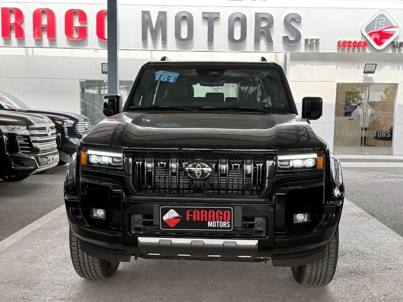 تويوتا برادو LUXURY 2.4 TURBO **EXPORT ONLY**التصدير فقط خارج الخليج***