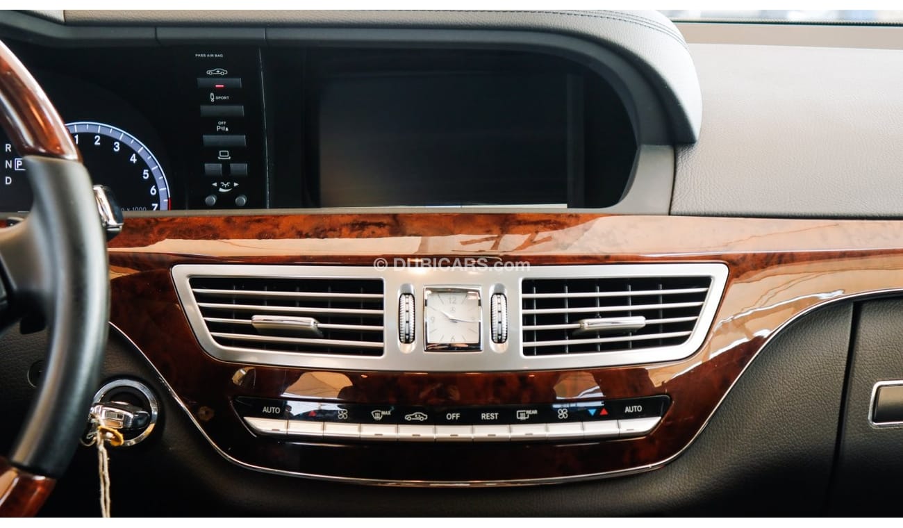 Mercedes-Benz S 550 Lorinser body kit