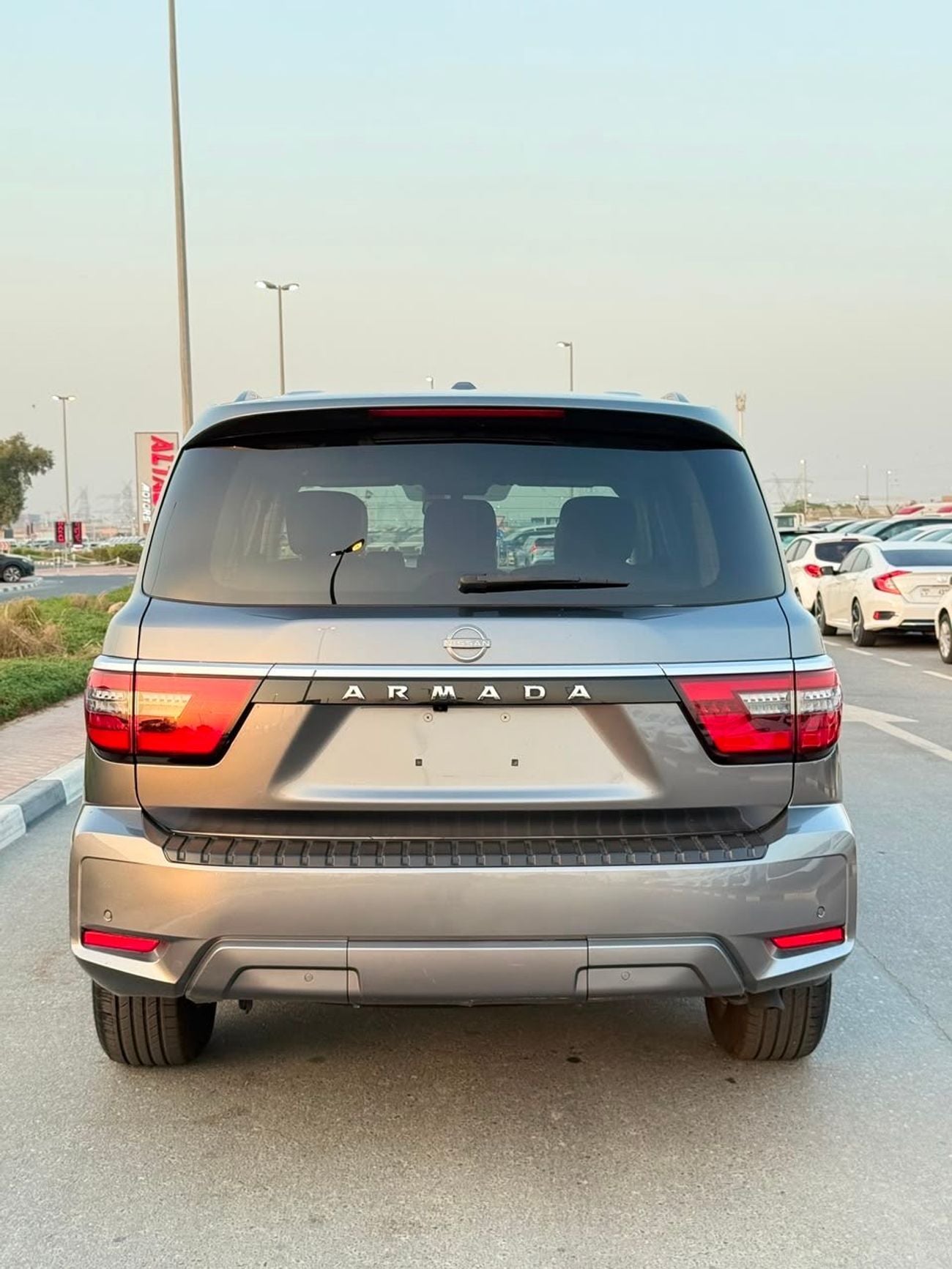 Nissan Armada 2023 SV 5.6L