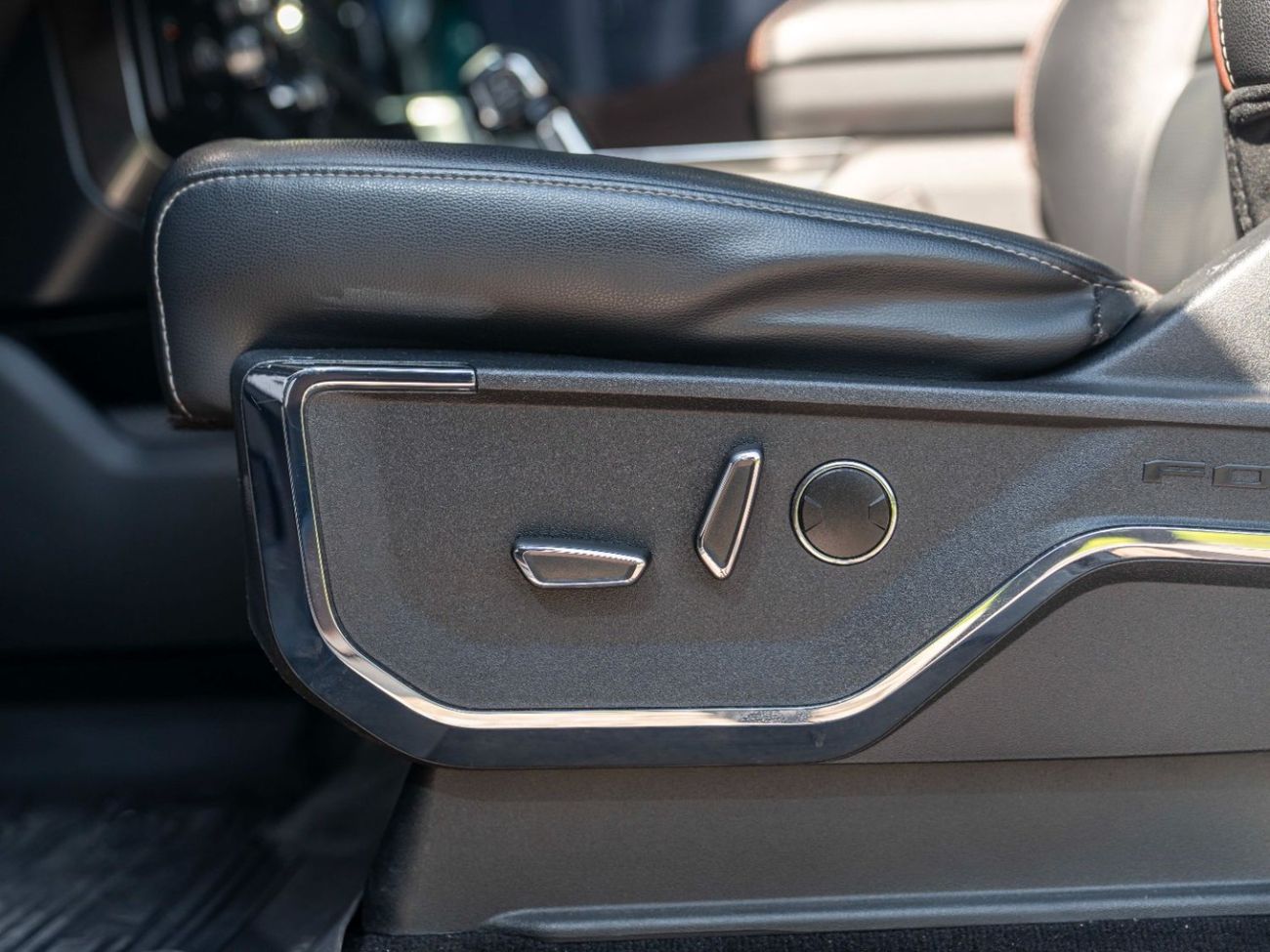 Ford F 150 LARIAT 5.0L V8