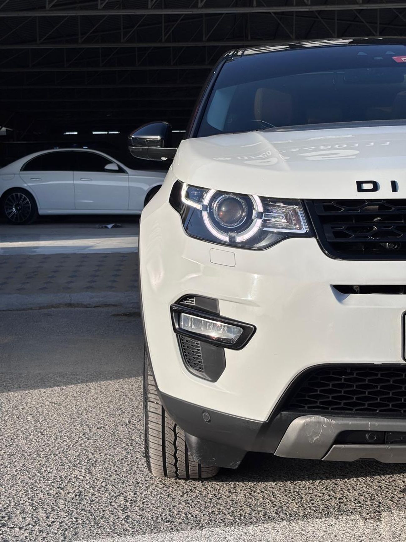 لاند روفر دسكفري