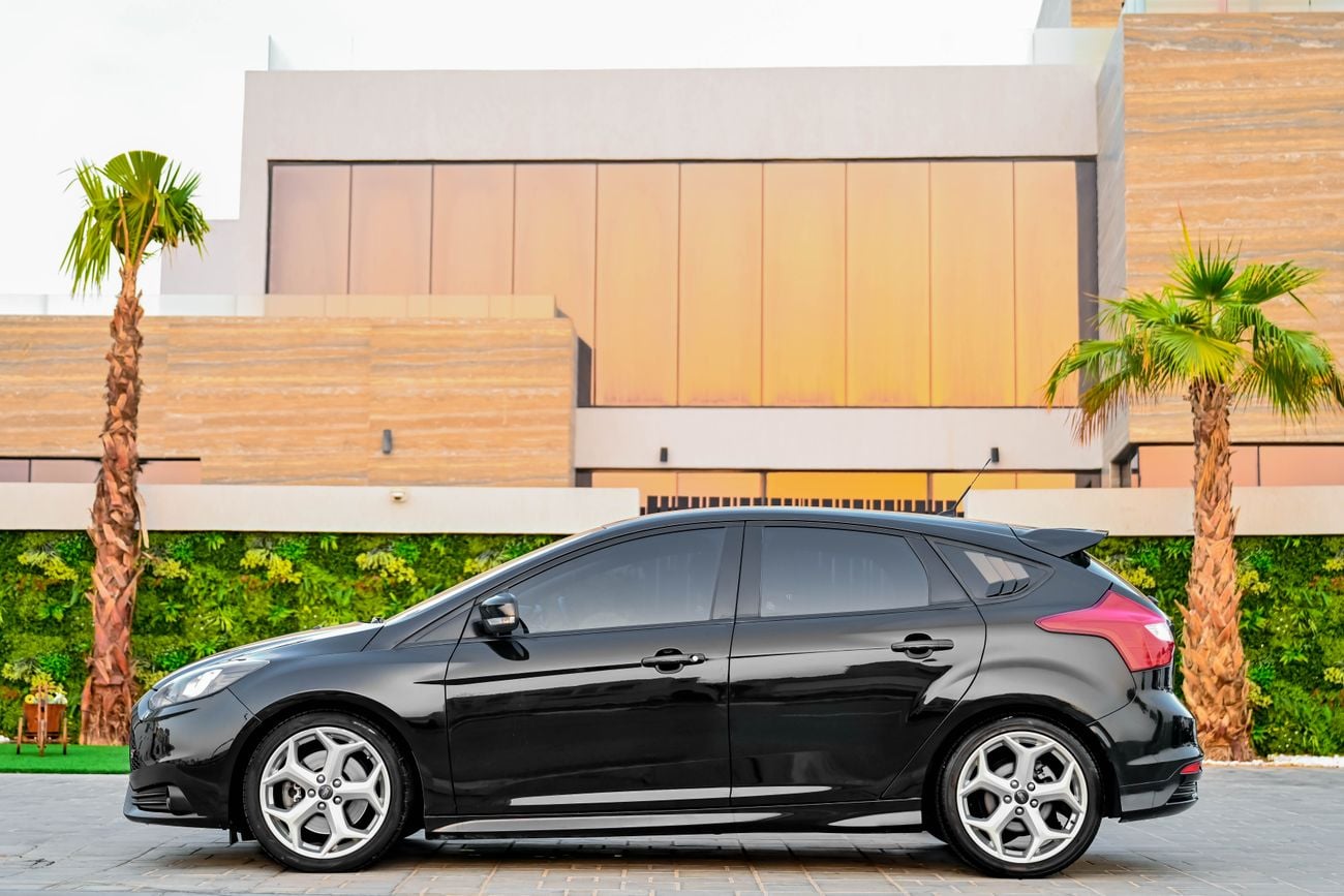 Ford Focus ST | 948 P.M | 0% Downpayment | Amazing Condition!