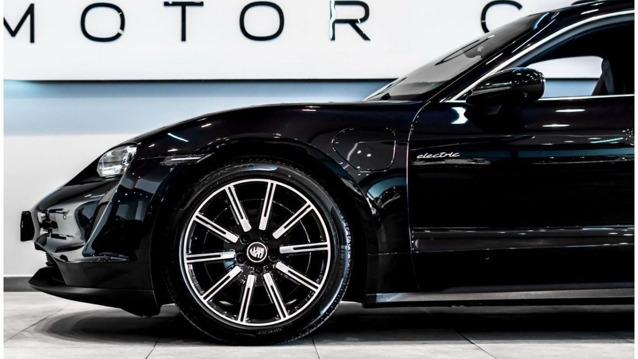 Porsche Taycan 2022 Porsche Taycan 4S, 2026 Porsche Warranty, Performance Battery, Low KMs, GCC