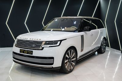 Land Rover Range Rover Vogue SV LWB, Executive Class Rear Seats, Al Tayer Warranty + Service!!