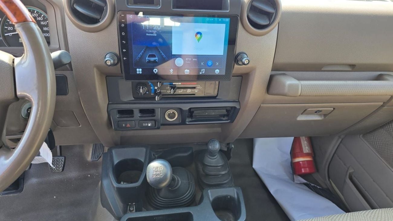 تويوتا لاند كروزر بيك آب TOYOTA LC79 6x6 SINGLE CABIN 4.0L MT  2015 MODEL YEAR BEIGE