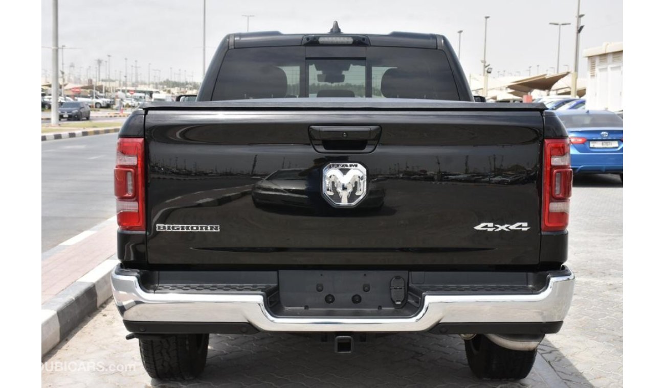 RAM 1500 Bighorn Crew Cab 1500 - V-06 - 3.6 - CLEAN CAR - WITH WARRANTY