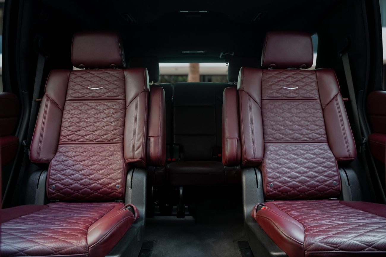 Cadillac Escalade Escalade Sport Platinum | 9,733 P.M | 0% Downpayment | Escalade Platinum|Cadillac Warranty