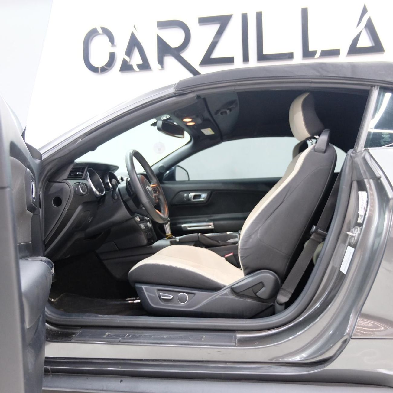 فورد موستانج Ford Mustang Soft Top Convertible 2015