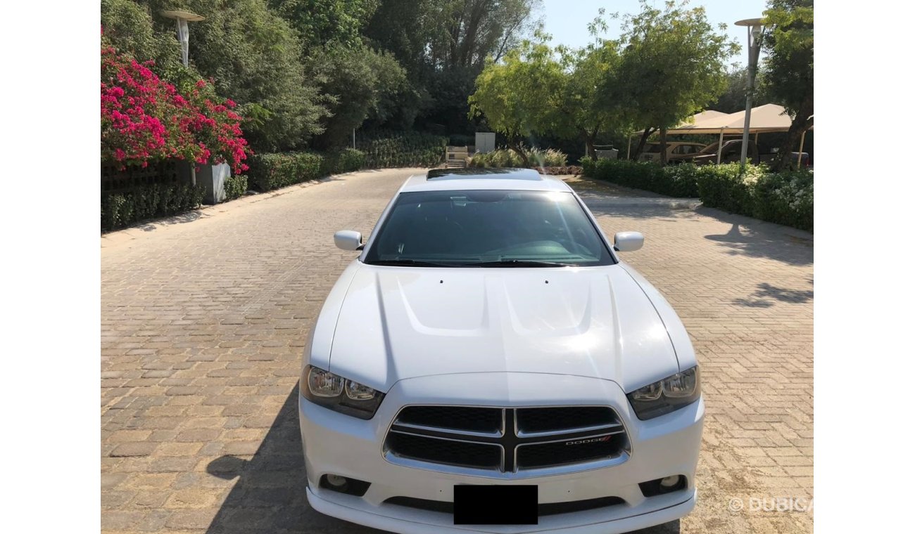 Dodge Charger FULL OPTION GCC 745/- MONTHLY 0% DOWN PAYMENT,FULLY MAINTAIN BY AGENCY