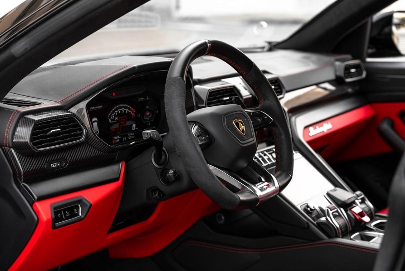 Lamborghini Urus STD Brand new