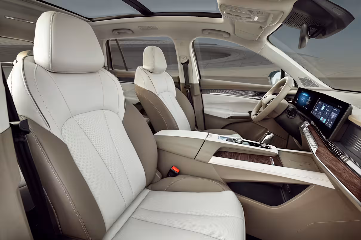 MG RX9 interior - Seats