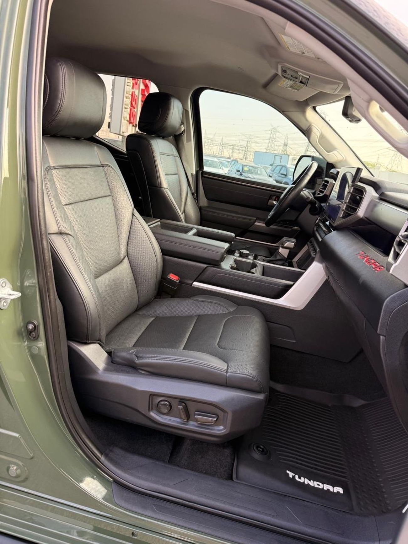 تويوتا تاندرا SR5 Premium 360 camera full option 2022