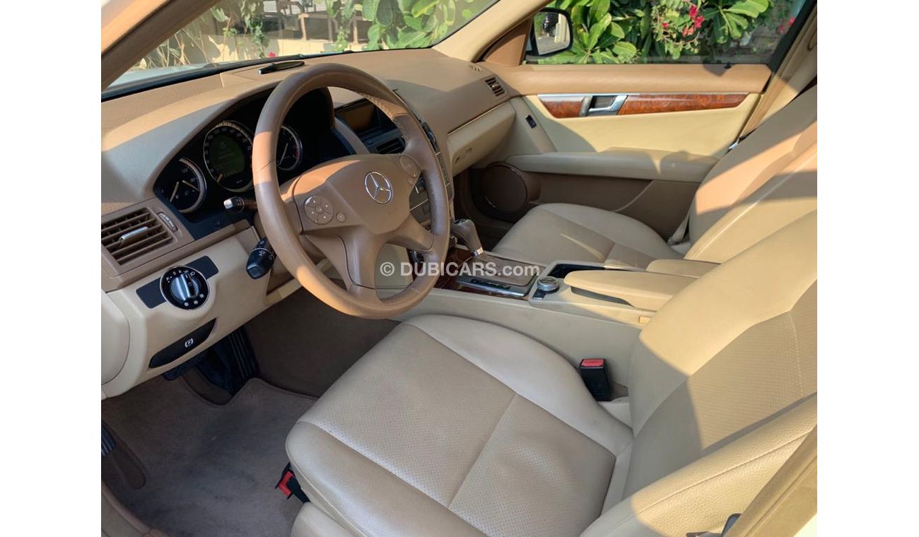 Mercedes-Benz C 200 Elegance
