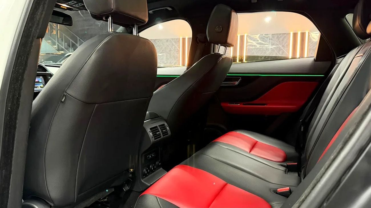 Jaguar F Pace F PACE V6 SUPERCHARGED R SPORT CLEAN