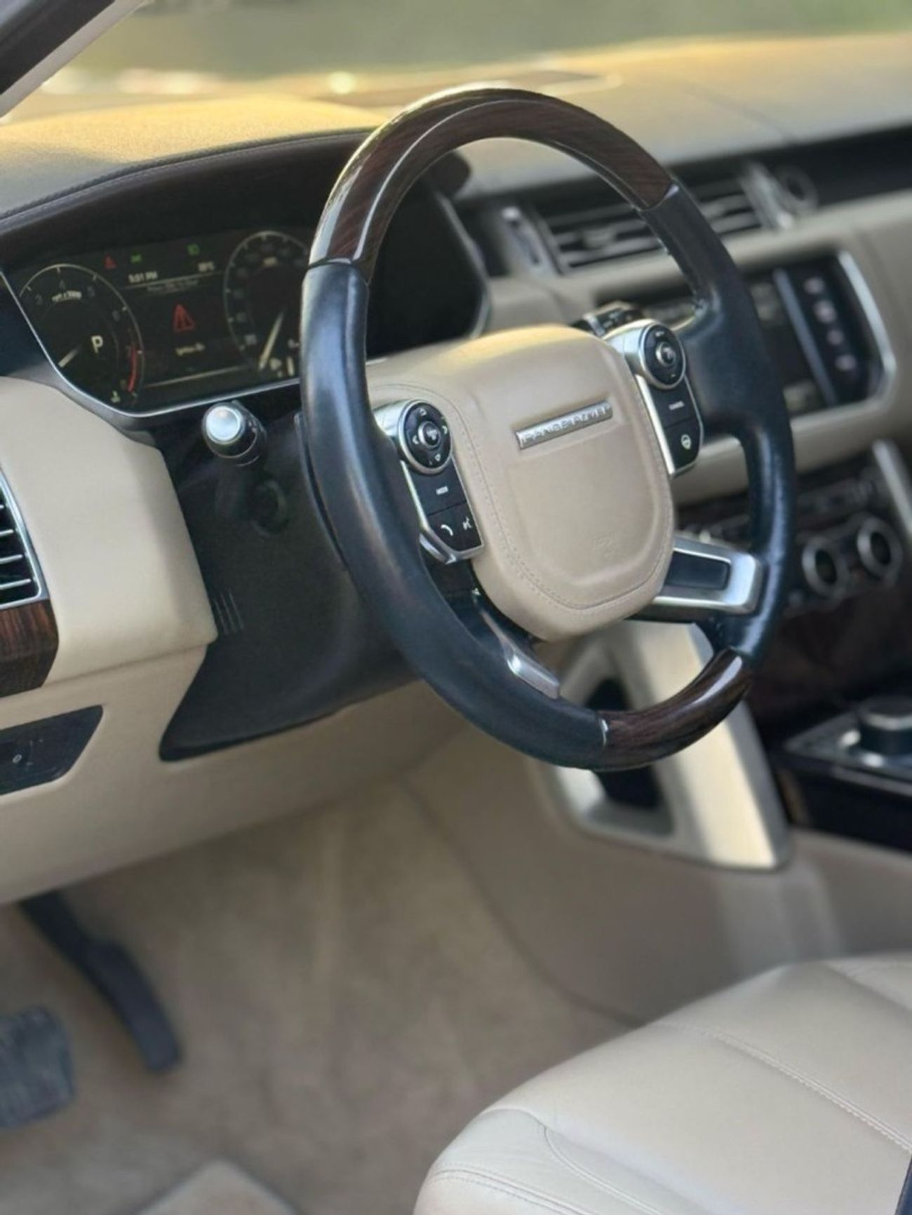 Land Rover Range Rover Vogue SE 5.0L