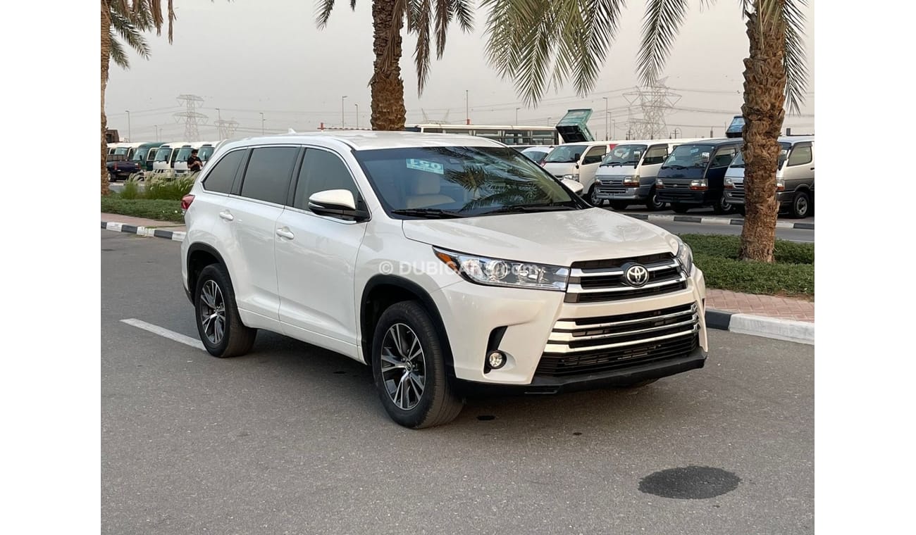 Toyota Highlander 2017 TOYOTA HIGHLANDER LE IMPORTED FROM USA VERY CLEAN CAR INSIDE AND OUT SIDE FOR MORE INFORMATION 