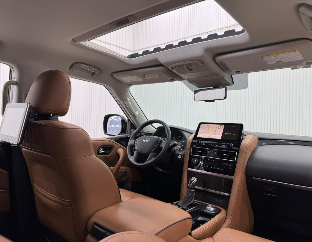إنفينيتي QX80 Luxury 8st 5.6L 2022 Infiniti QX80 Luxury, 2027 Infiniti Warranty + Service Pack, Fully Loaded, 8 Se