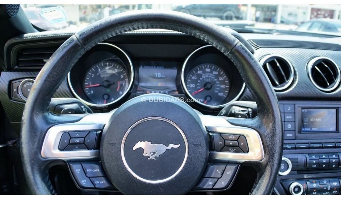 Ford Mustang Std *ORIGINAL AIRBAGS* Mustang V6 2016/Big Screen/Very Good Condition