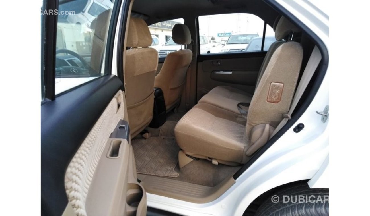 Toyota Fortuner EX.R USED 2014 MODEL 2.7 ENGINE GOOD CONDITION