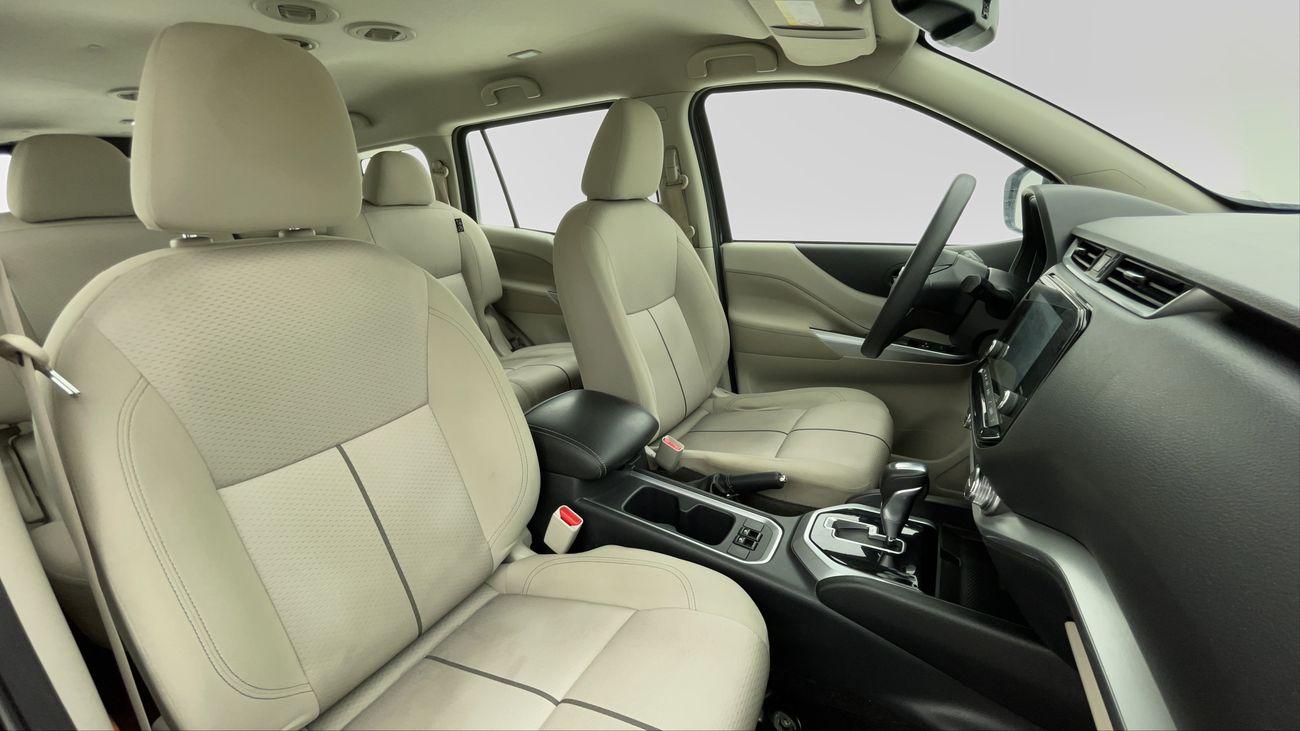 نيسان إكستيرا TITANIUM 2.5 | بدون دفعة مقدمة | اختبار القيادة في المنزل