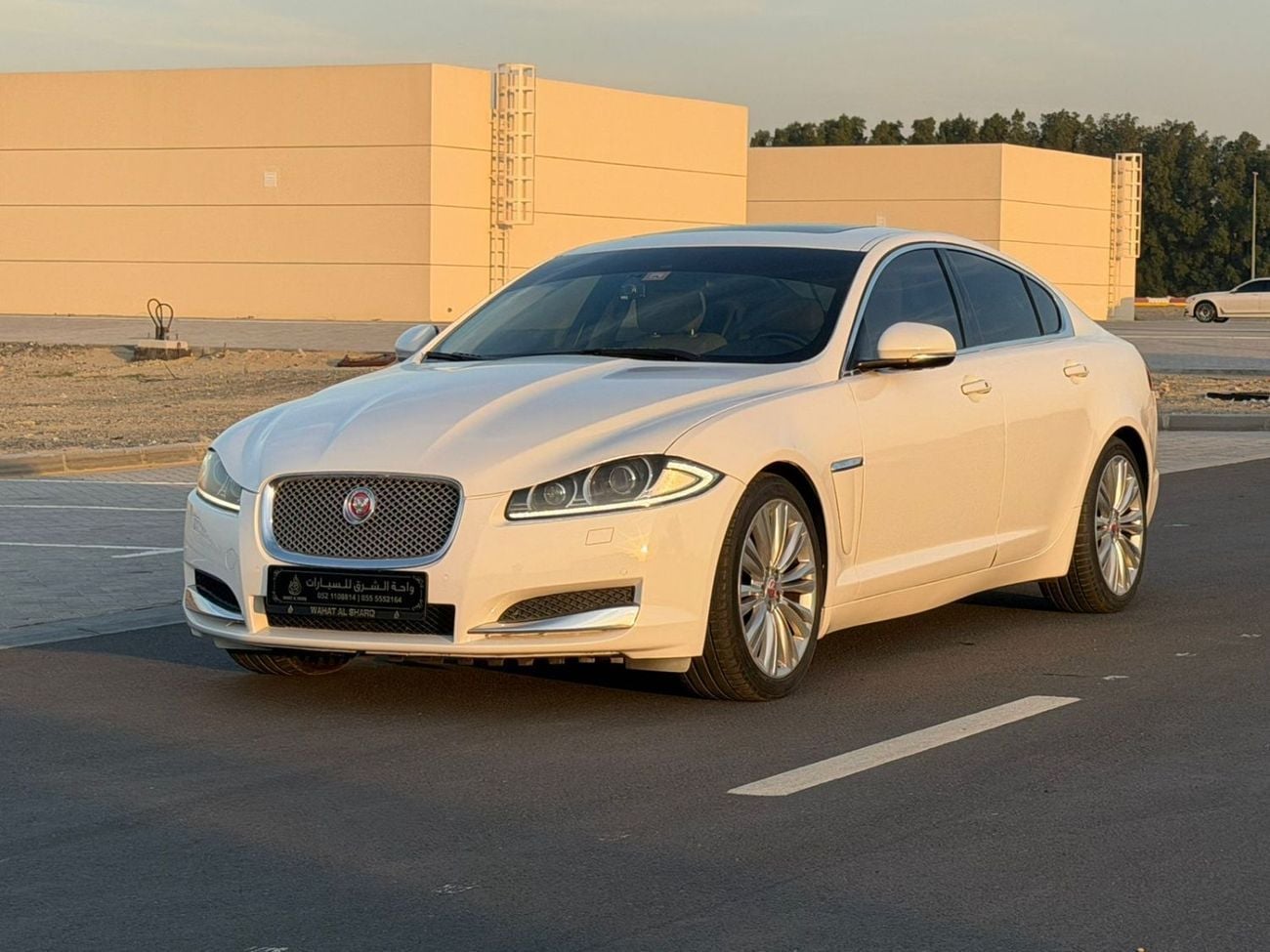 جاكوار XF Premium Luxury 2.0L