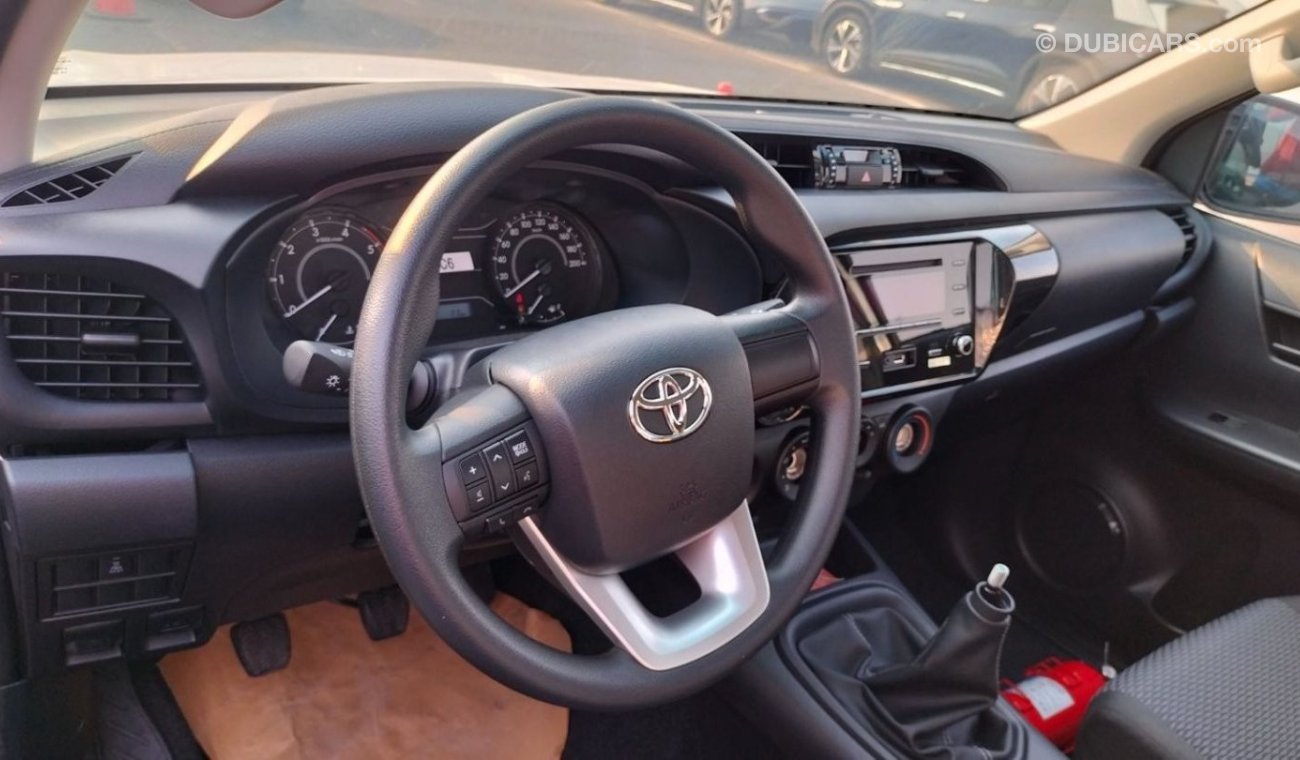 تويوتا هيلوكس Toyota Hilux 2.4 L Diesel