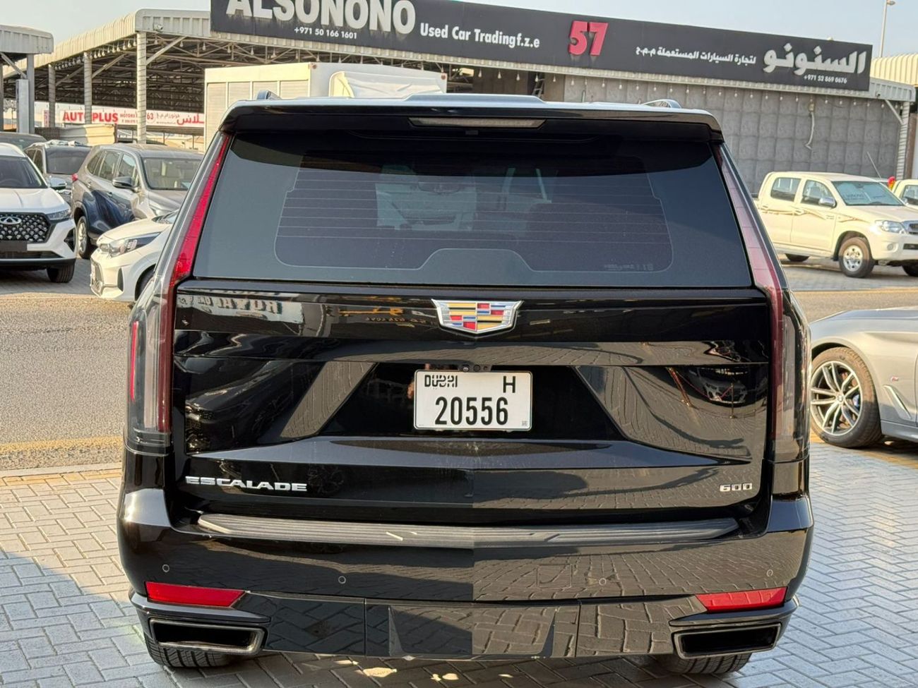 كاديلاك إسكالاد Premium Luxury Platinum 6.2L 4WD
