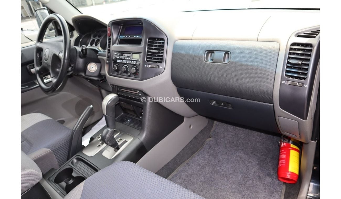 ميتسوبيشي باجيرو V6