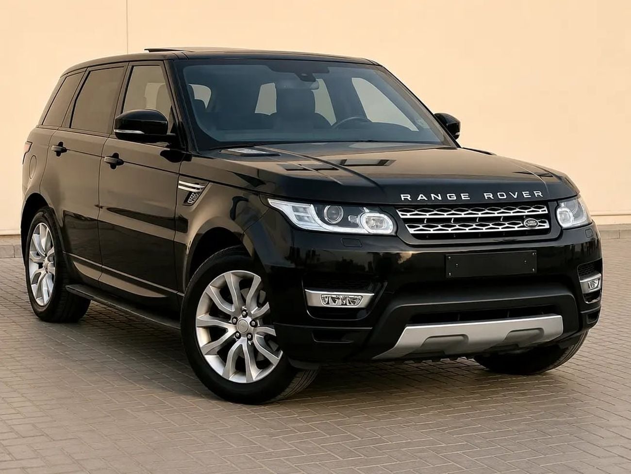 لاند روفر رينج روفر سبورت HSE Pristine HSE | GCC Specs | Low Mileage