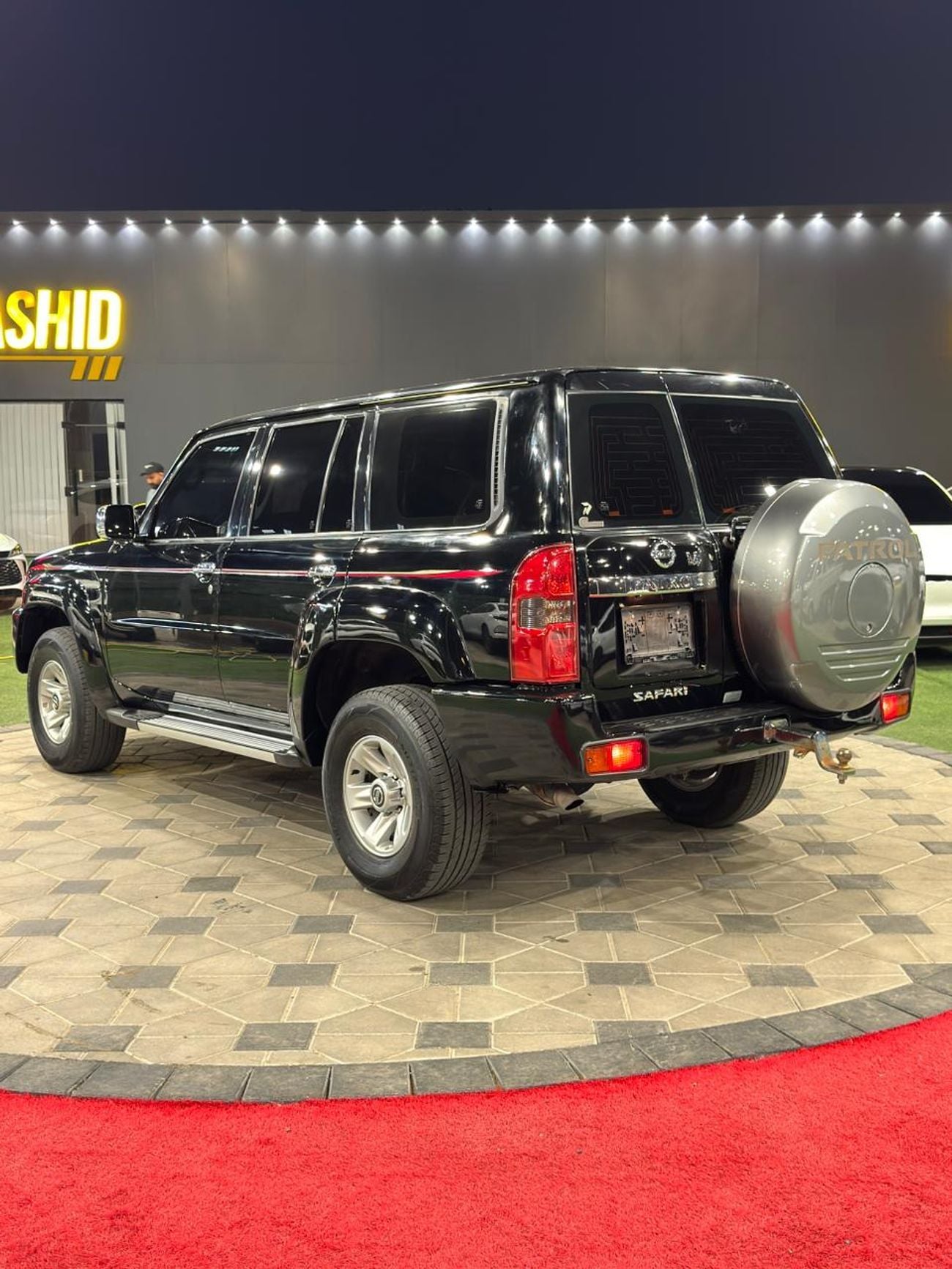 Nissan Patrol Safari 4.8L A/T