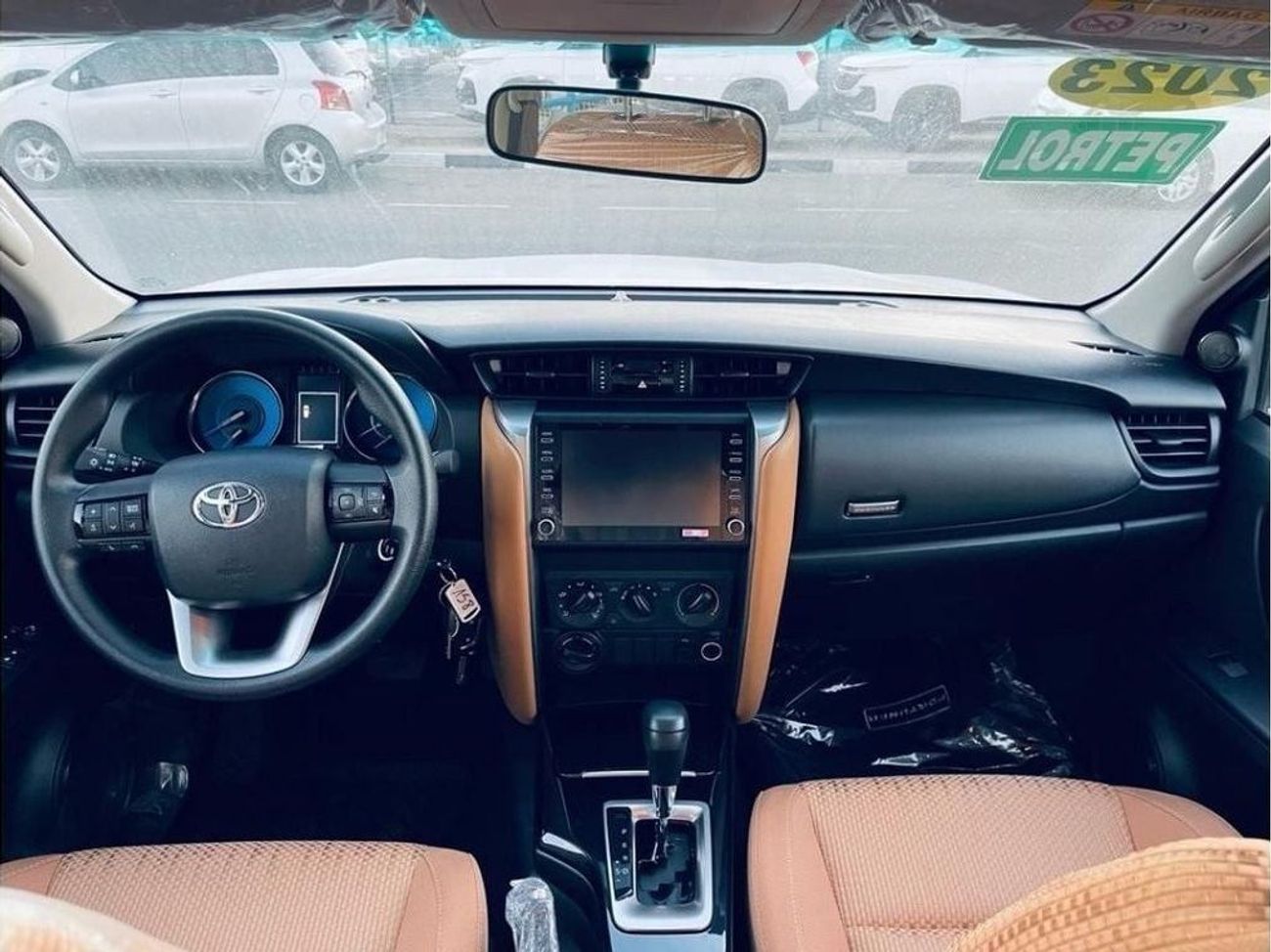 Toyota Fortuner TOYOTA FORTUNER 2.7L 4WD 2023 MODEL EXPORT PRICE 112000 AED