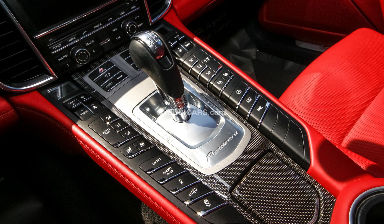 Porsche Panamera Executive