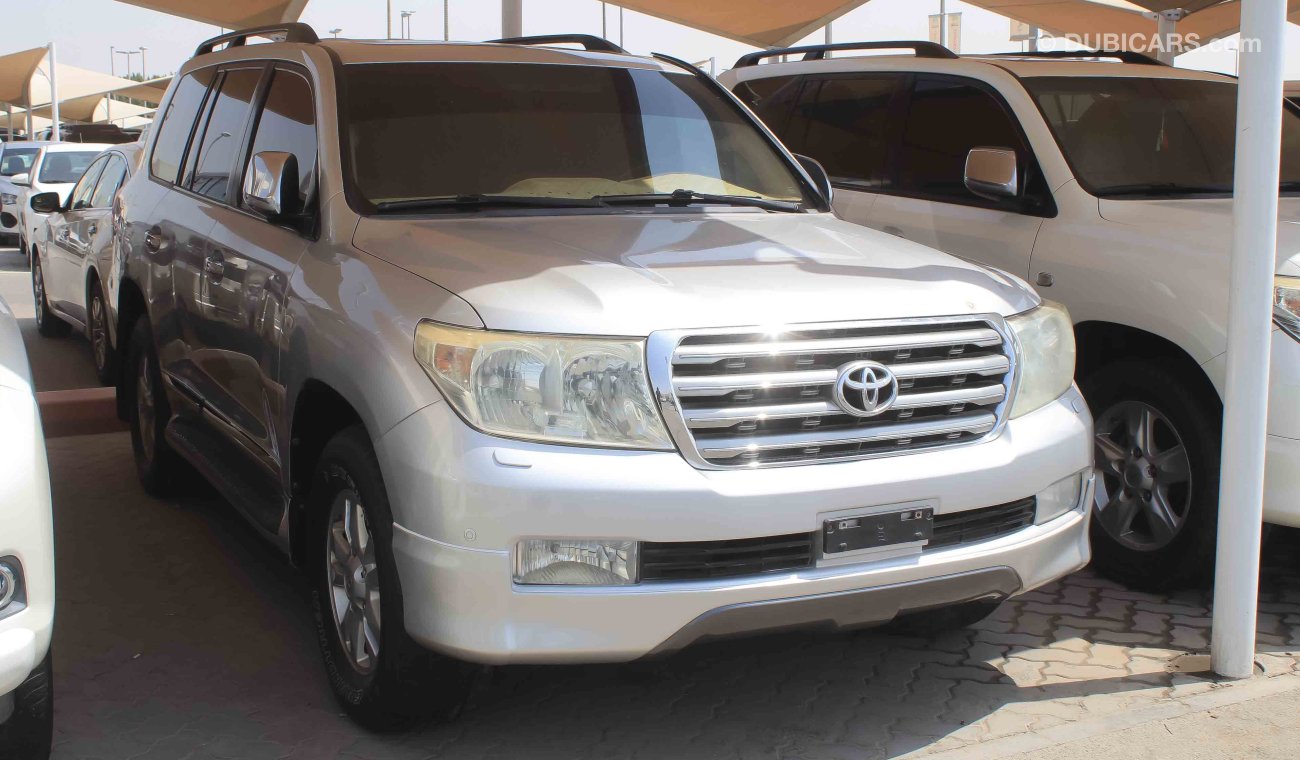 Toyota Land Cruiser GXR V6