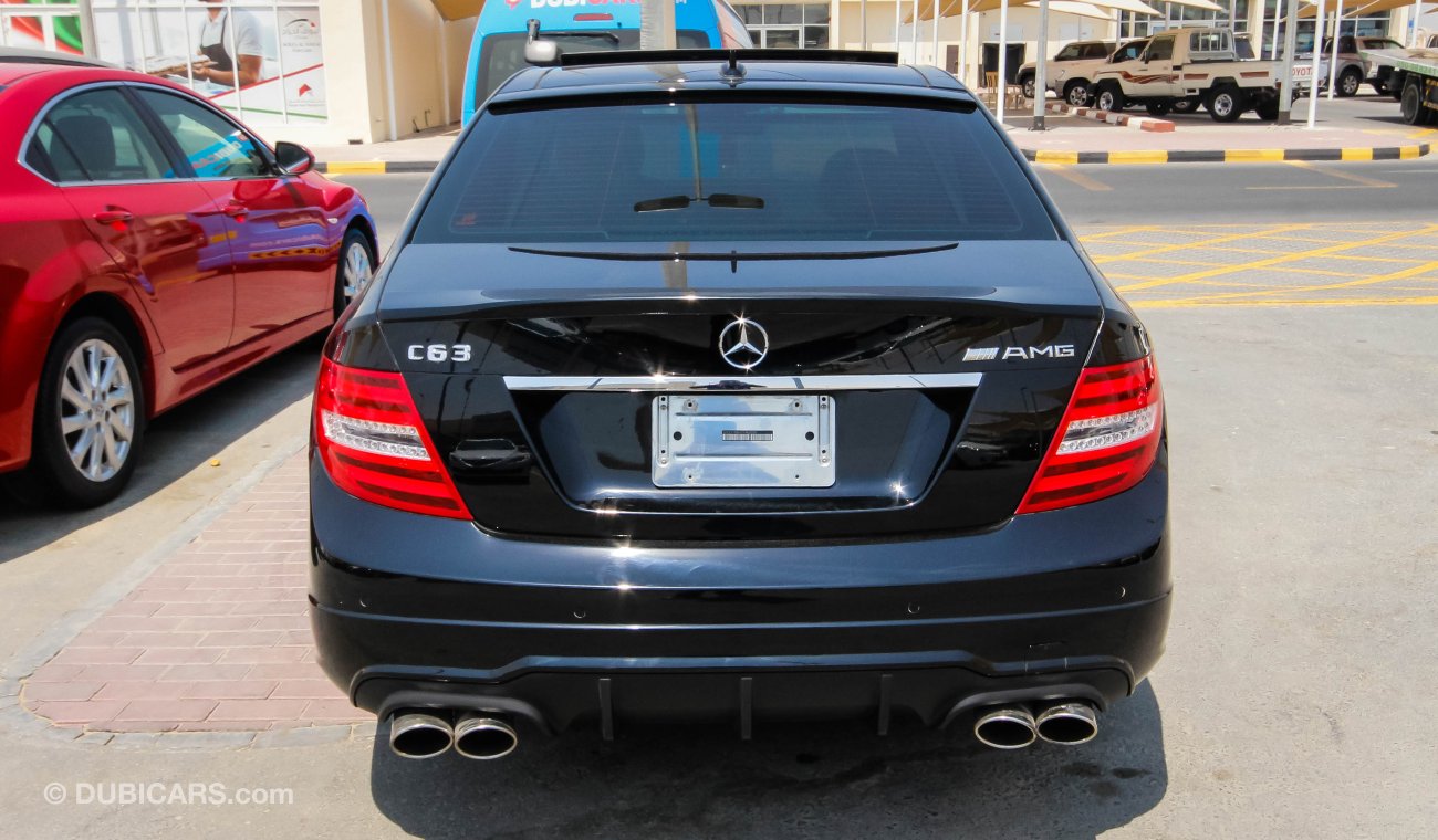 Mercedes-Benz C 300 C63kit