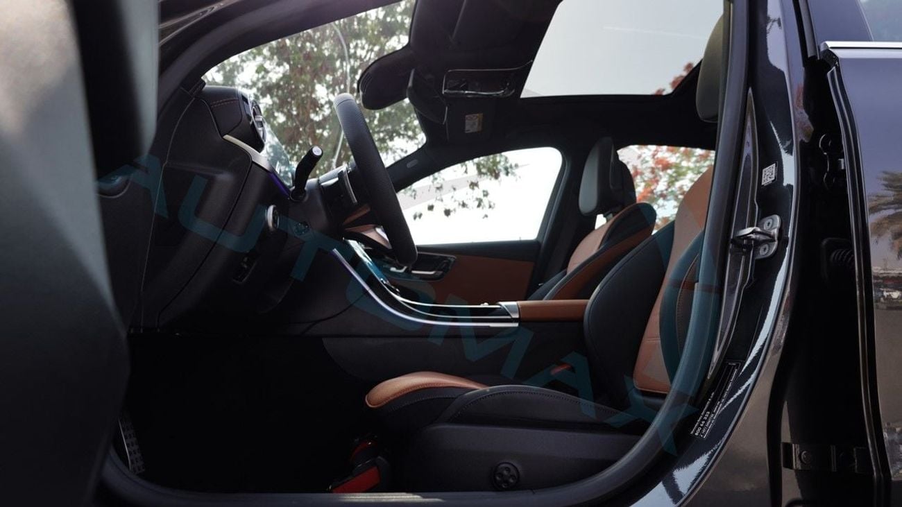 مرسيدس بنز C 200 AMG Premium EQ Boost 1.5L RWD 2026 GCC 0Km With 2 Years Unlimited Mileage Warranty @Official Dealer