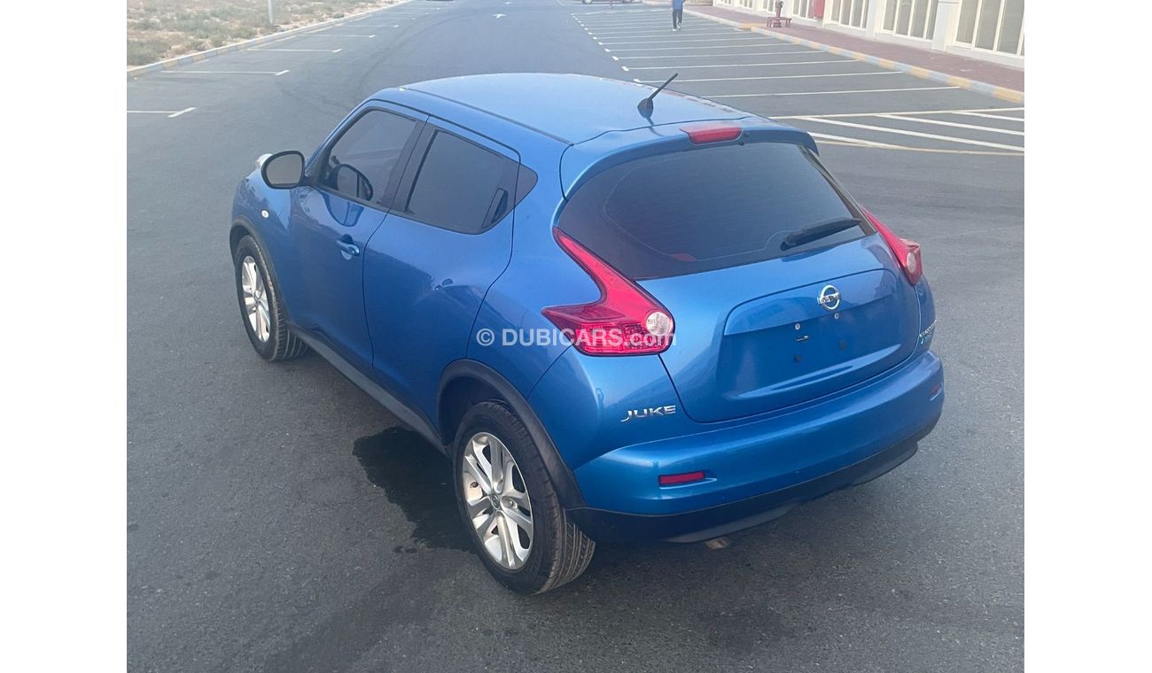 نيسان جوك موديل 2012 ماكينة 1600 سي سي - نظيفة جدا / بدون حوادث