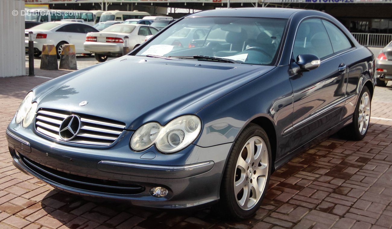 Mercedes-Benz CLK 320