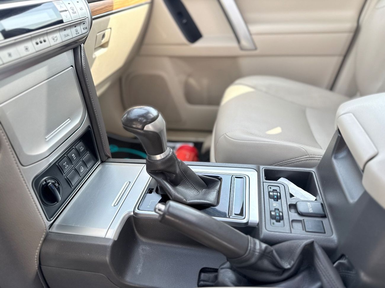 تويوتا برادو VXR 4.0L 4WD