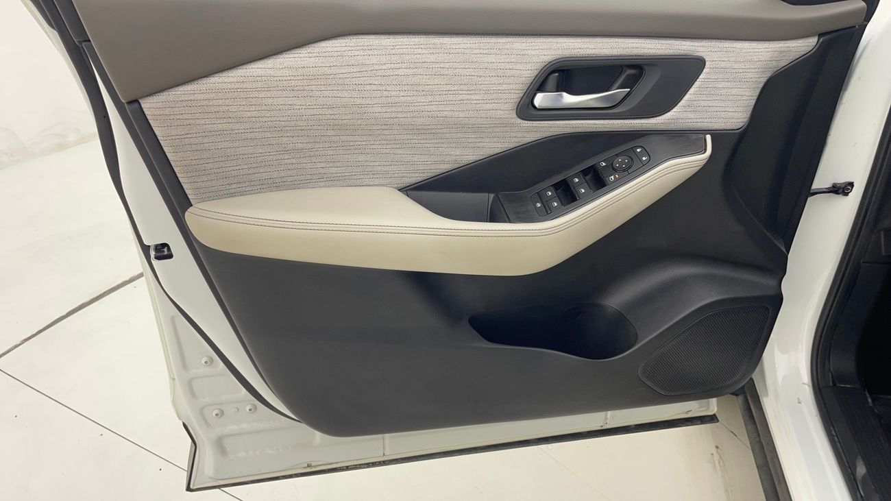 نيسان إكس تريل S 2WD 2.5 | بدون دفعة مقدمة | اختبار القيادة في المنزل