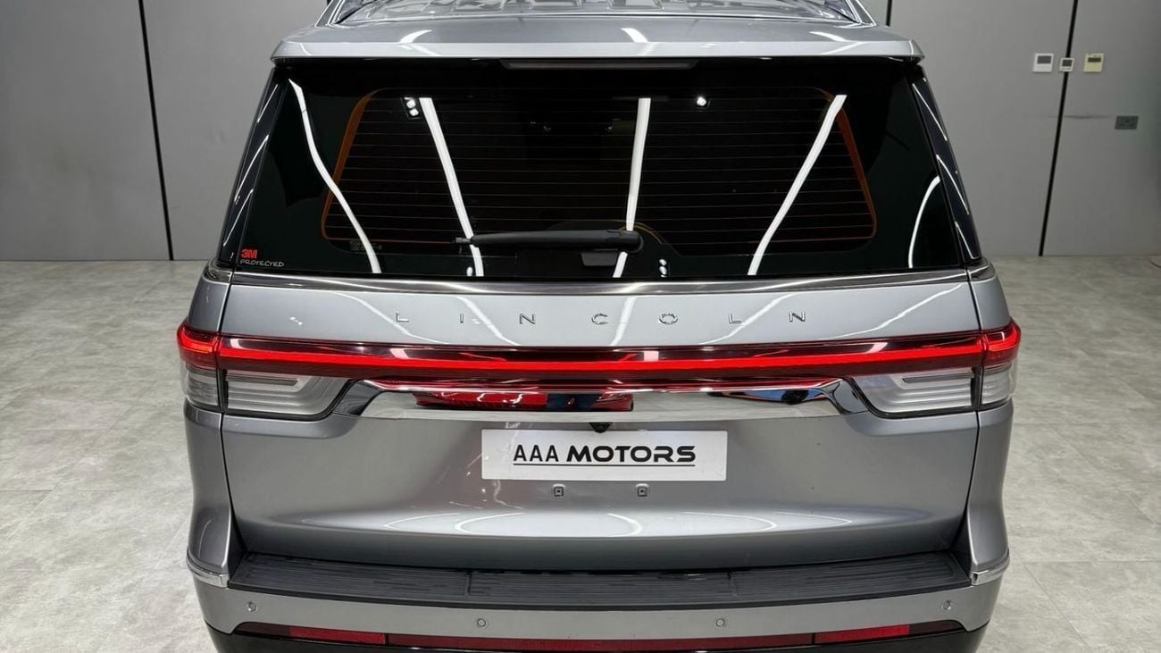 Lincoln Navigator Std 3.5L | GCC Specs | Warranty & Service Contract Until 2029 | Only 5,000 KM