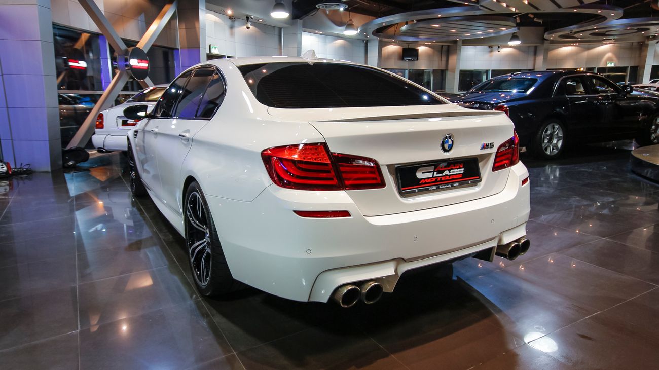 بي أم دبليو M5