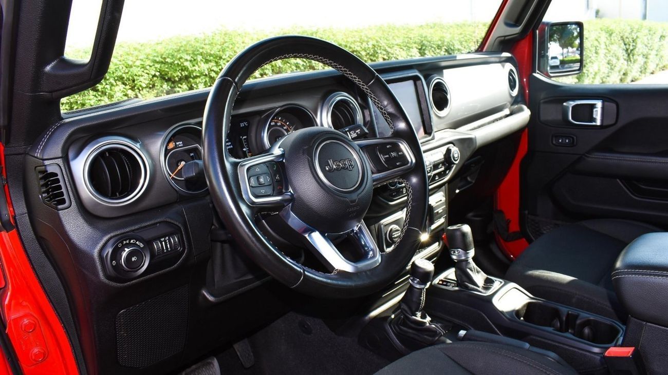 Jeep Wrangler SAHARA  Canadian Specs