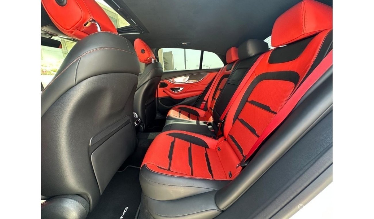 Mercedes-Benz AMG GT 63 4MATIC+ Mercedes AMG GT 63 s V8 Biturbo  Panoramic Head-up Display  360 Camera  2019 GCC  Under Warr
