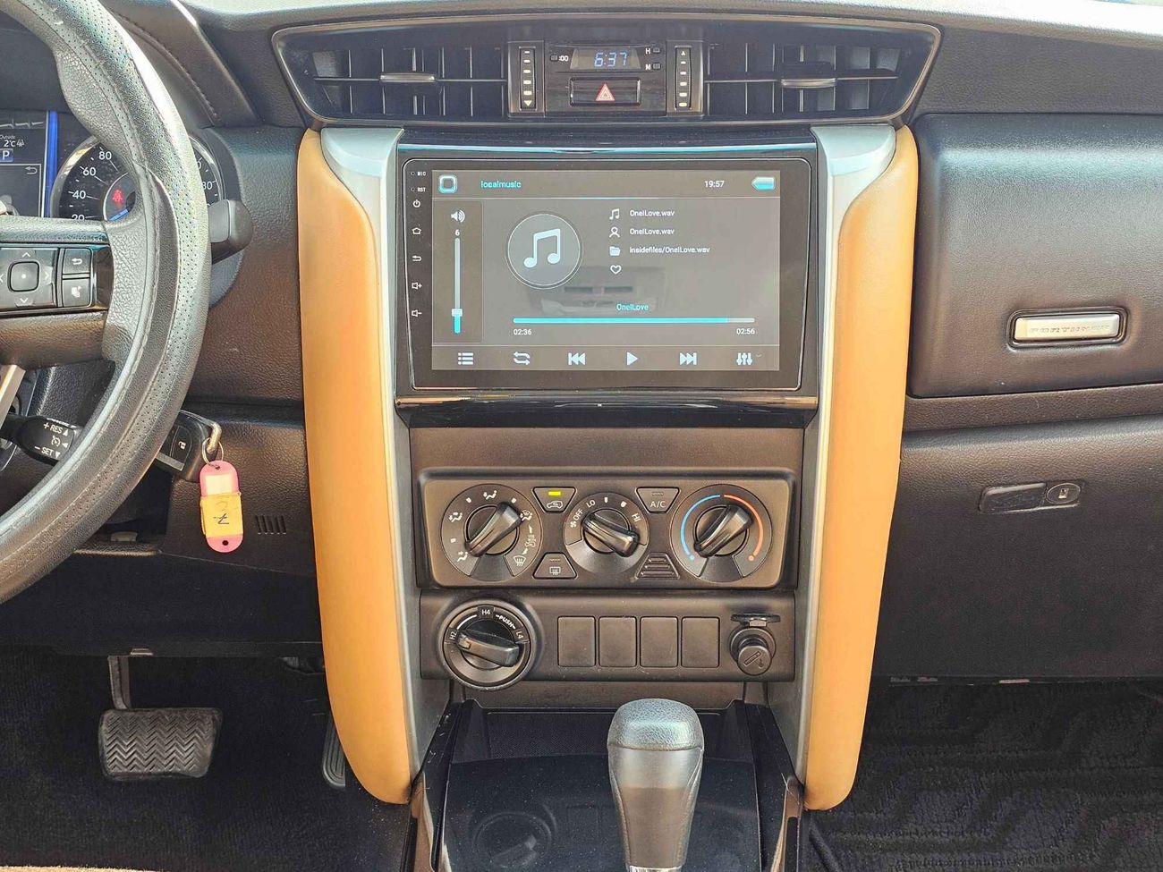 Toyota Fortuner // EXR // V4 // FULL OPTION // LOW MILEAGE (LOT # 90403)