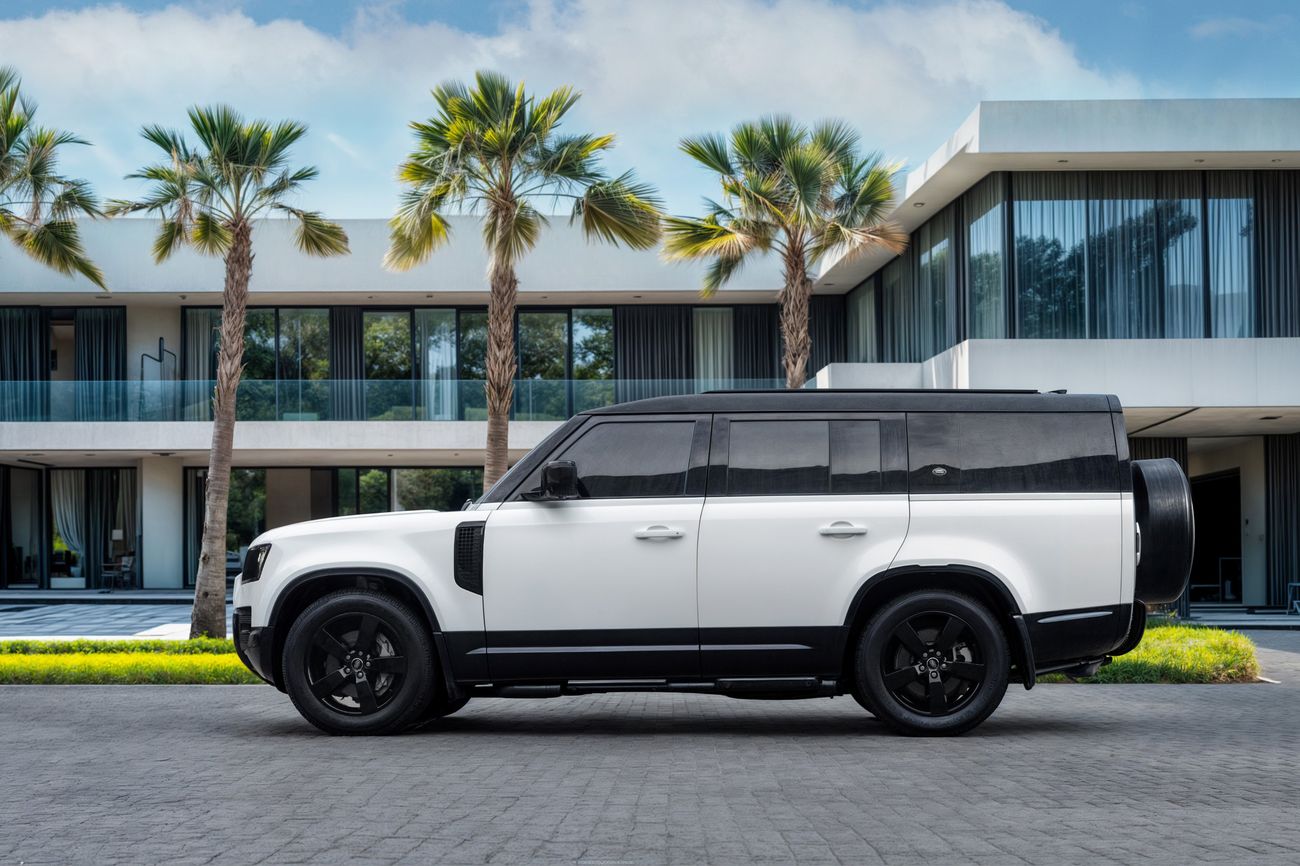 Land Rover Defender Defender P400 HSE | 6,169 P.M | 0% Downpayment | Agency Warranty!