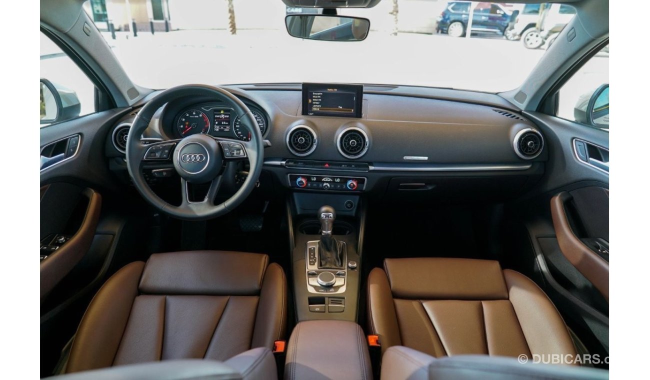 أودي A3 30 TFSI بايسيك