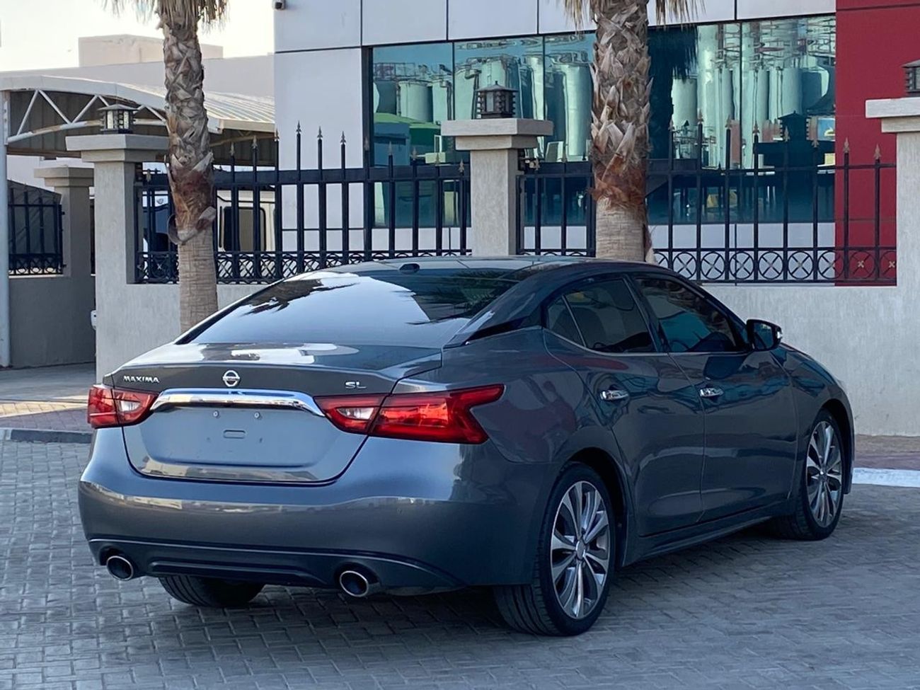 Nissan Maxima SR Midnight